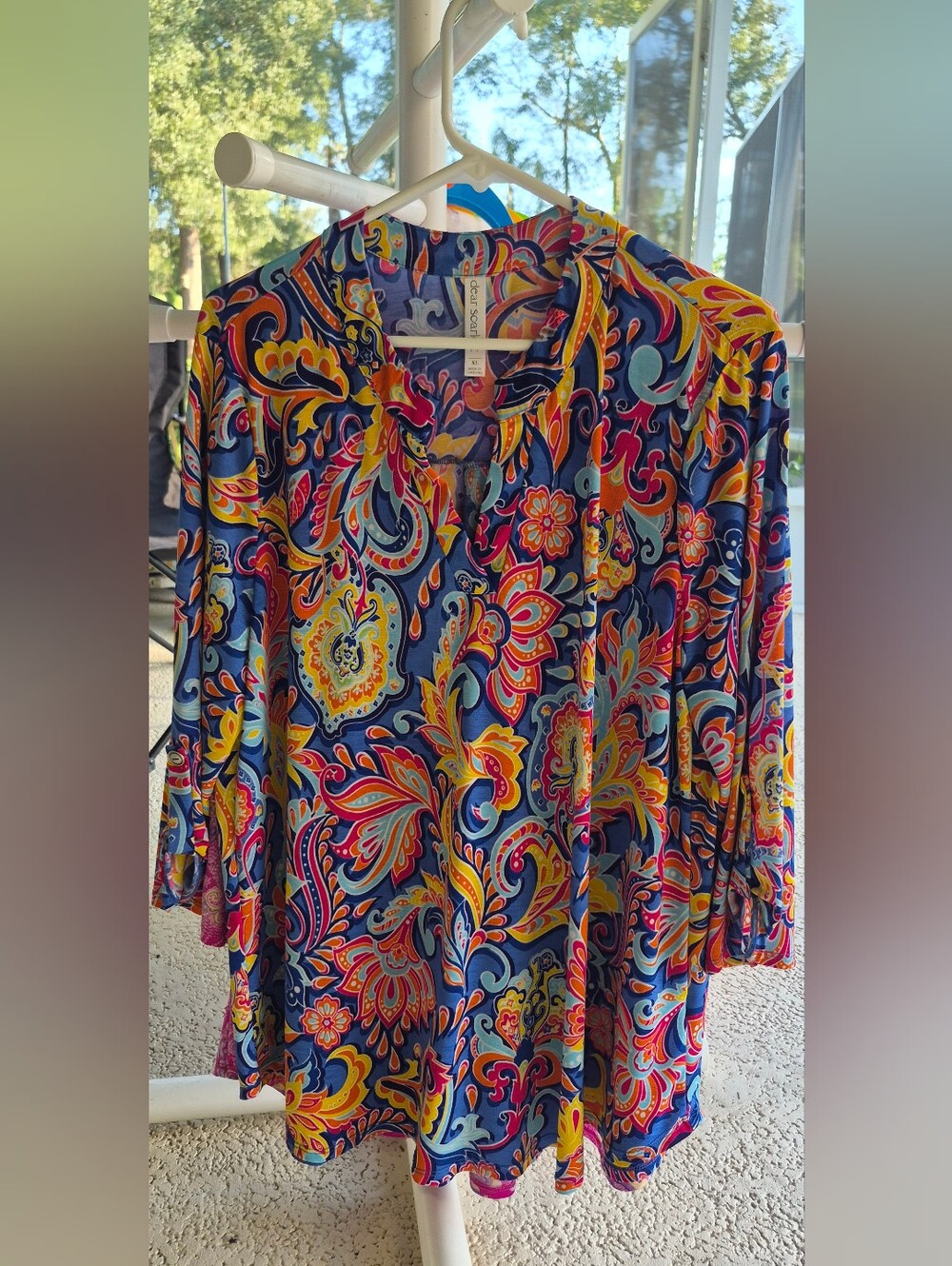Dear Scarlett Vibrant Paisley V-Neck Women's Blouse - Multi 3/4 Sleeve